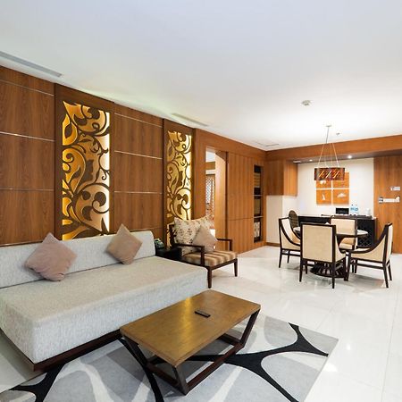 Vouk Hotel And Suites נוסא דואה מראה חיצוני תמונה
