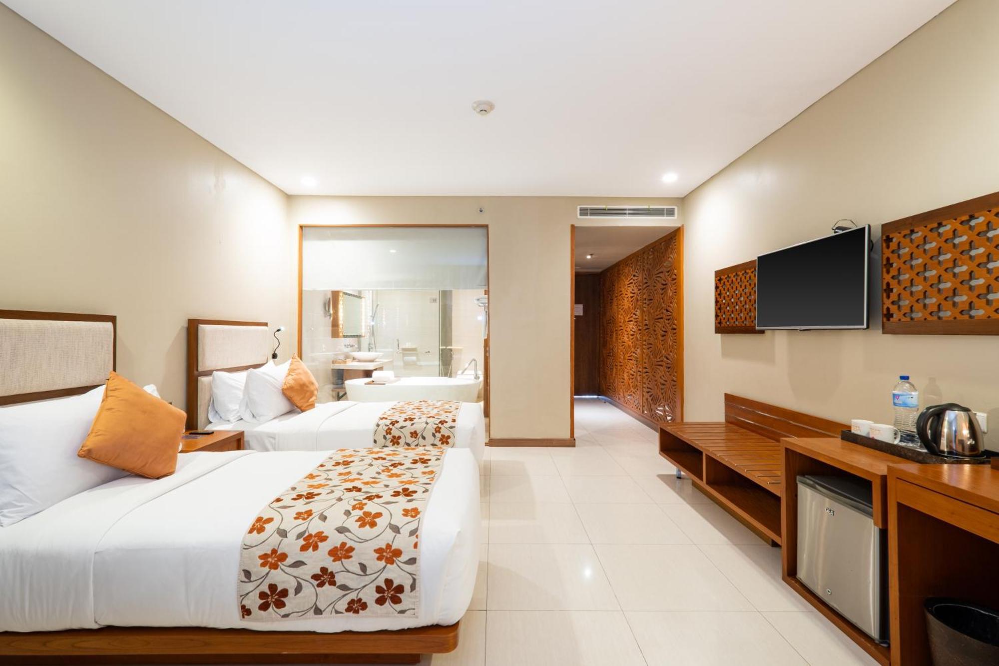 Vouk Hotel And Suites נוסא דואה מראה חיצוני תמונה