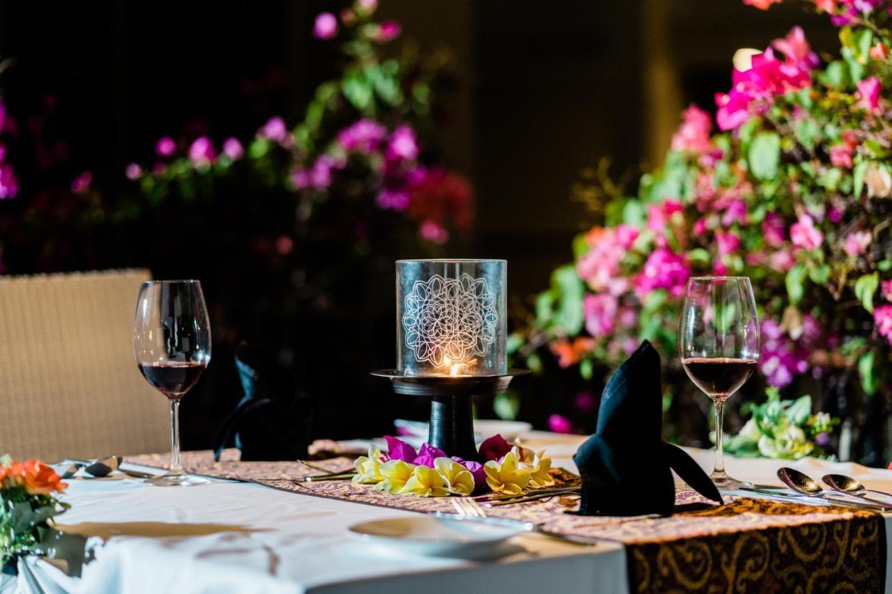 Vouk Hotel And Suites נוסא דואה מראה חיצוני תמונה