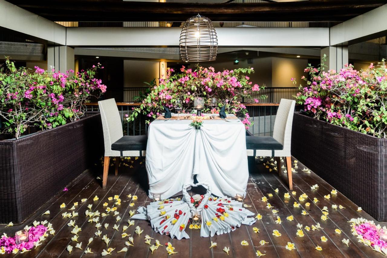 Vouk Hotel And Suites נוסא דואה מראה חיצוני תמונה